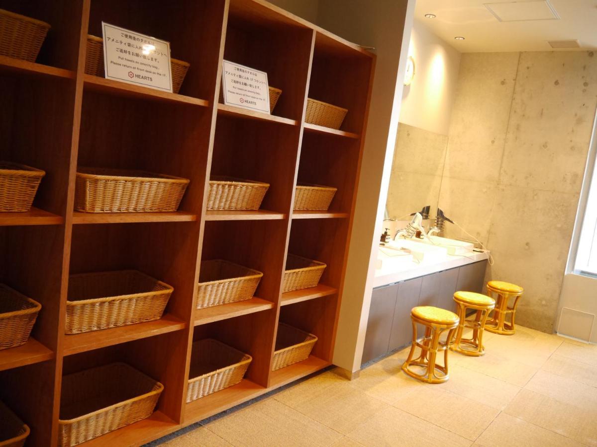 Hearts Capsule Hotel & Spa Hakata Fukuoka  Exterior foto