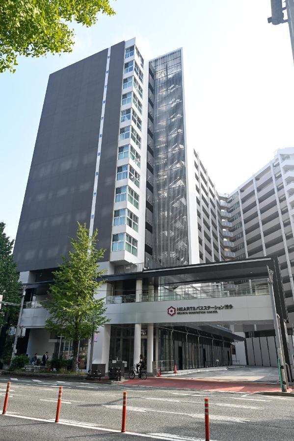 Hearts Capsule Hotel & Spa Hakata Fukuoka  Exterior foto